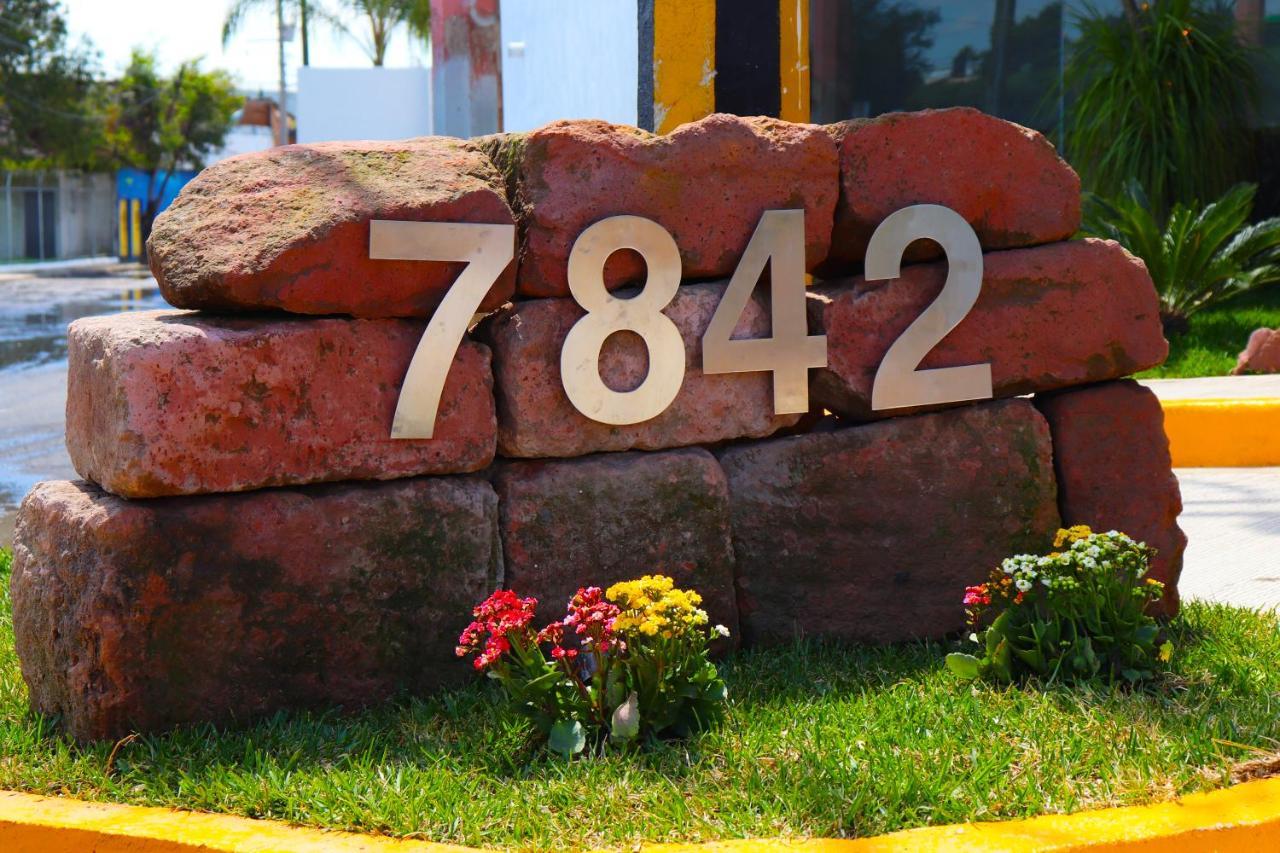 Hotel Bugari Aeropuerto Guadalajara 3*