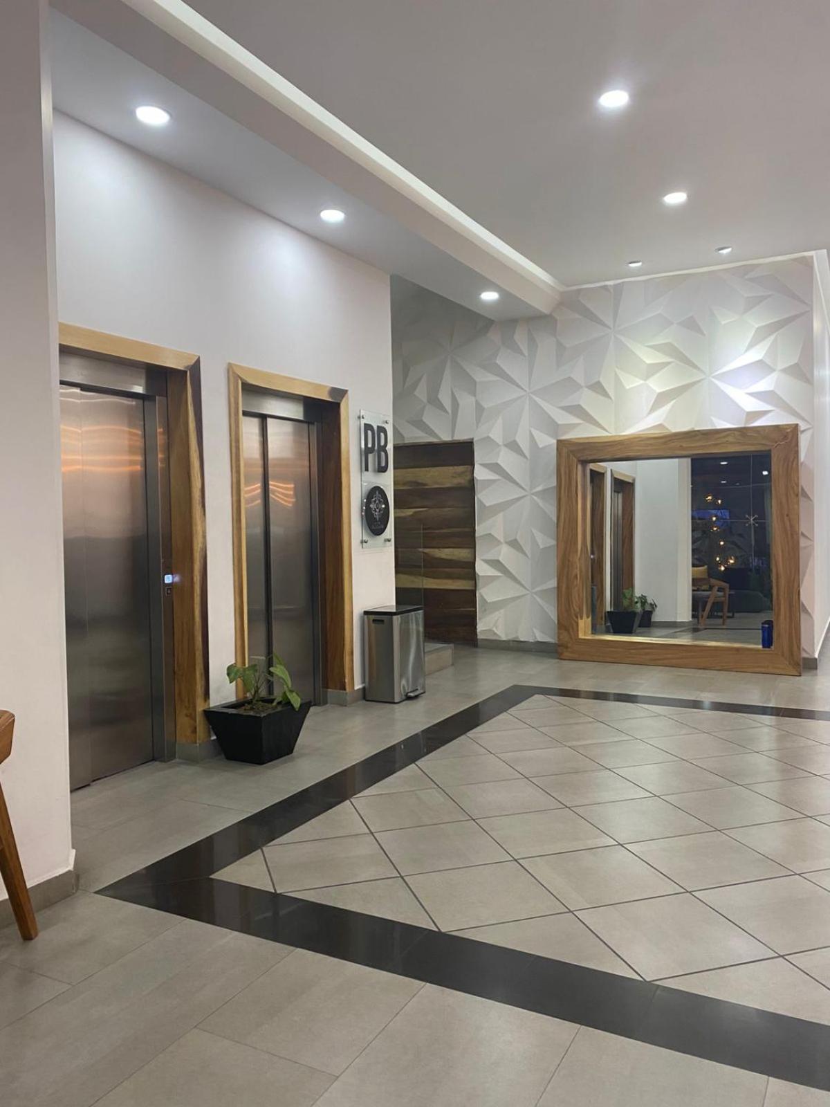 Hotel Bugari Aeropuerto Guadalajara Las Pintas